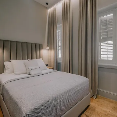 Sanrocco -corfu Town Luxury Apartamento